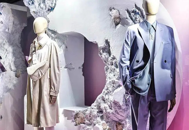 色彩服饰陈列师